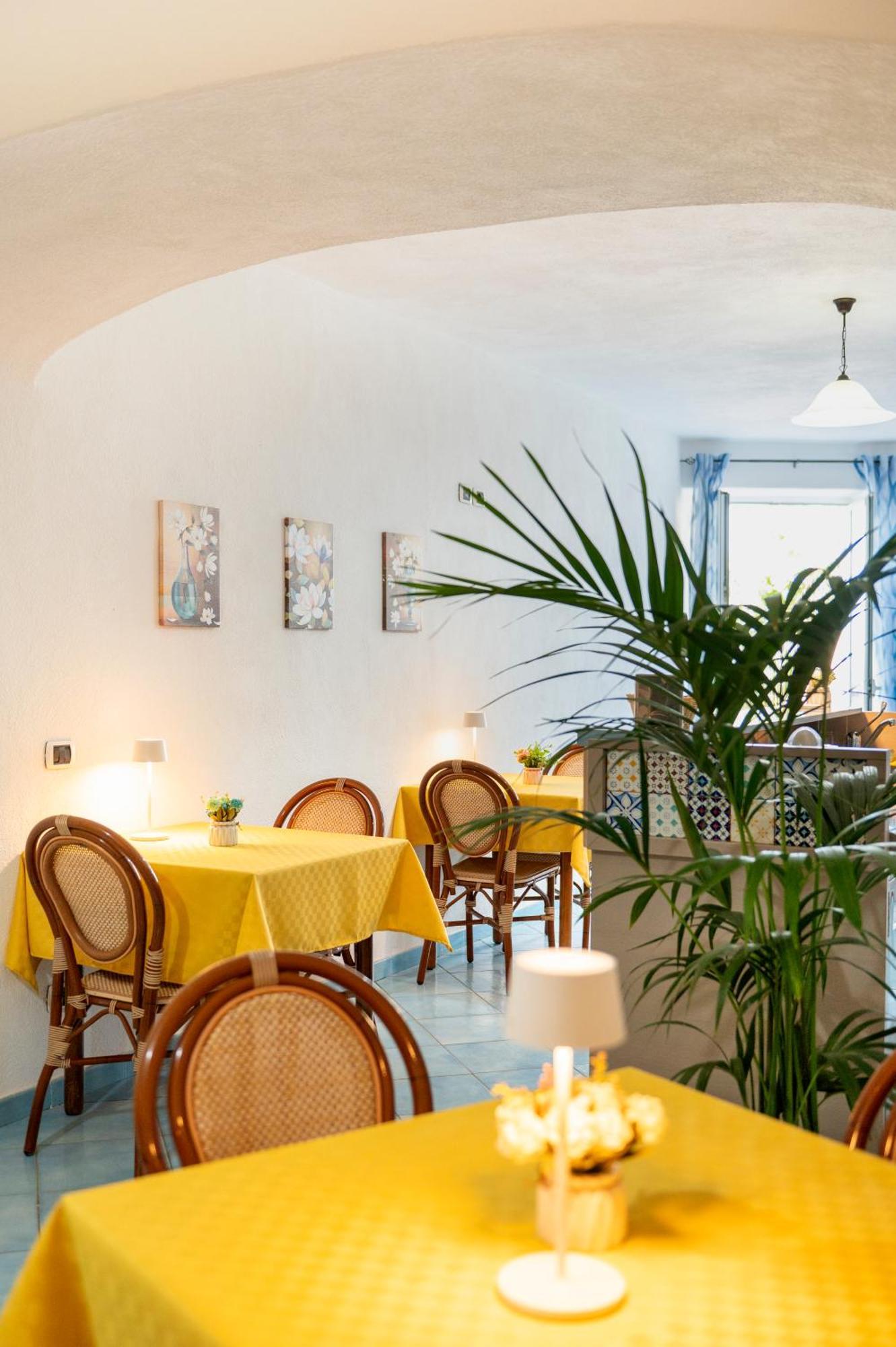 Poggio Del Sole Hotell Forio di Ischia Exteriör bild