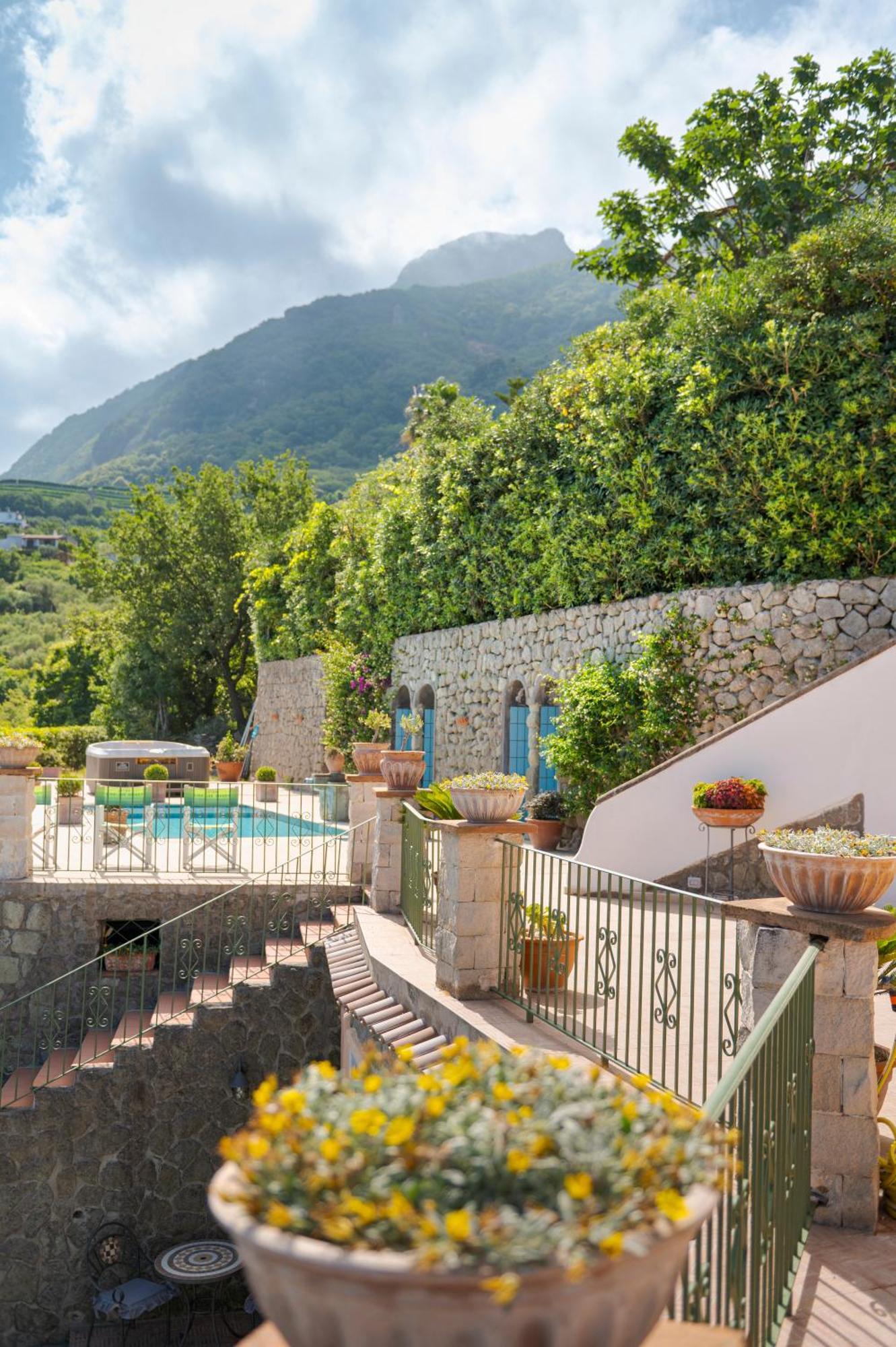Poggio Del Sole Hotell Forio di Ischia Exteriör bild